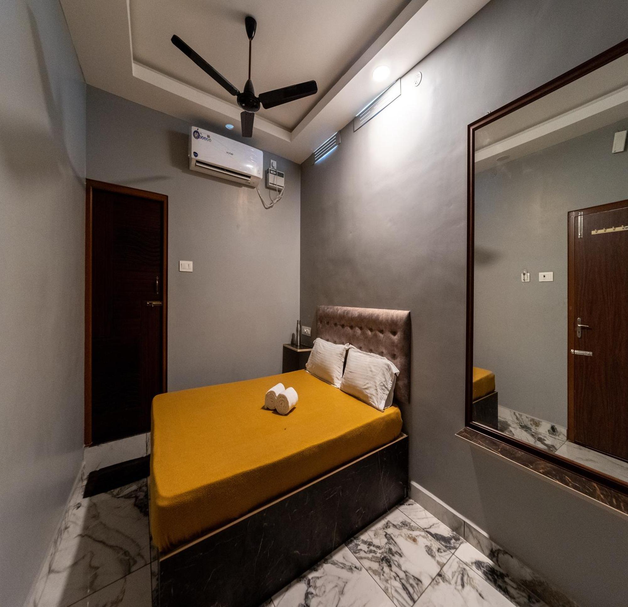 Hotel Bees Pondicherry Exterior photo